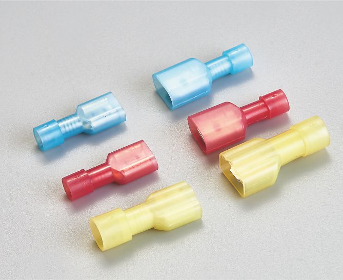 NYLON FULLY INSULATED FEMALE / MALE CONNECTOR